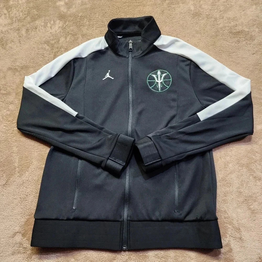 Nike Men's Air Jordan Black - White Team Full Zip Warm Up Jacket Size Medium NWT